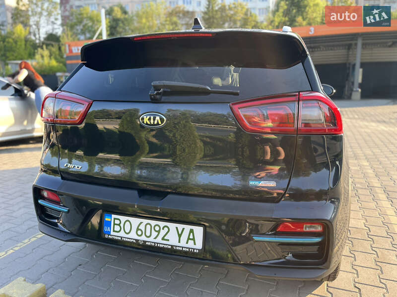 Внедорожник / Кроссовер Kia Niro 2019 в Тернополе