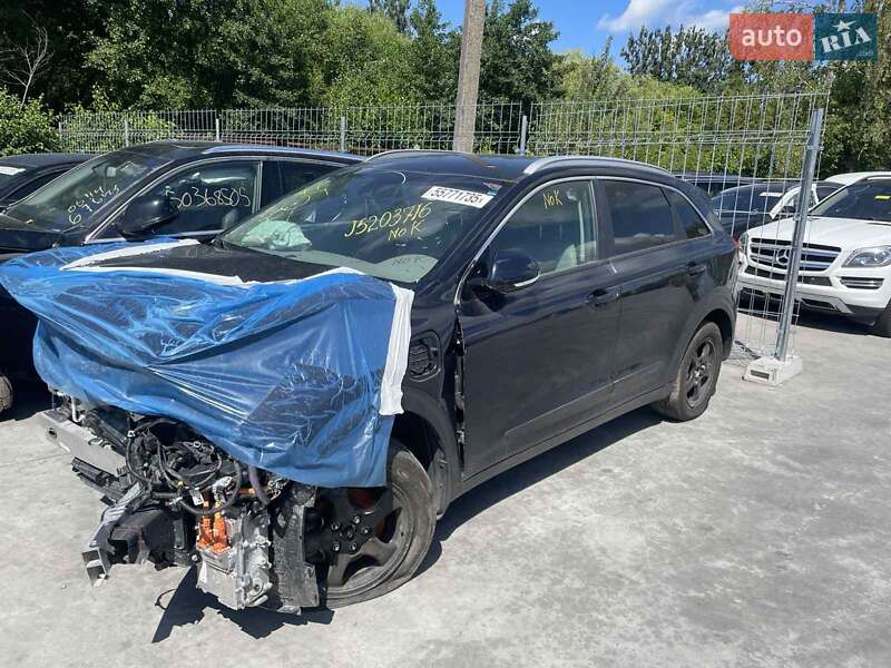 Внедорожник / Кроссовер Kia Niro 2018 в Львове