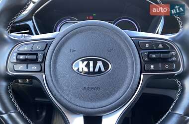 Внедорожник / Кроссовер Kia Niro 2021 в 