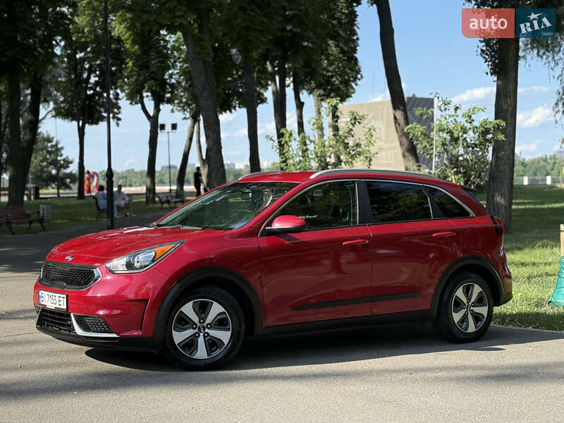 Внедорожник / Кроссовер Kia Niro 2017 в Киеве