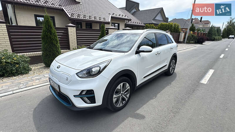 Внедорожник / Кроссовер Kia Niro 2018 в Полтаве фото 4 Внедорожник / Кроссовер Kia Niro 2018 в Полтаве