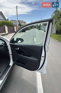 Позашляховик / Кросовер Kia Niro 2018 в Полтаві