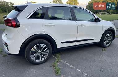Внедорожник / Кроссовер Kia Niro 2021 в 