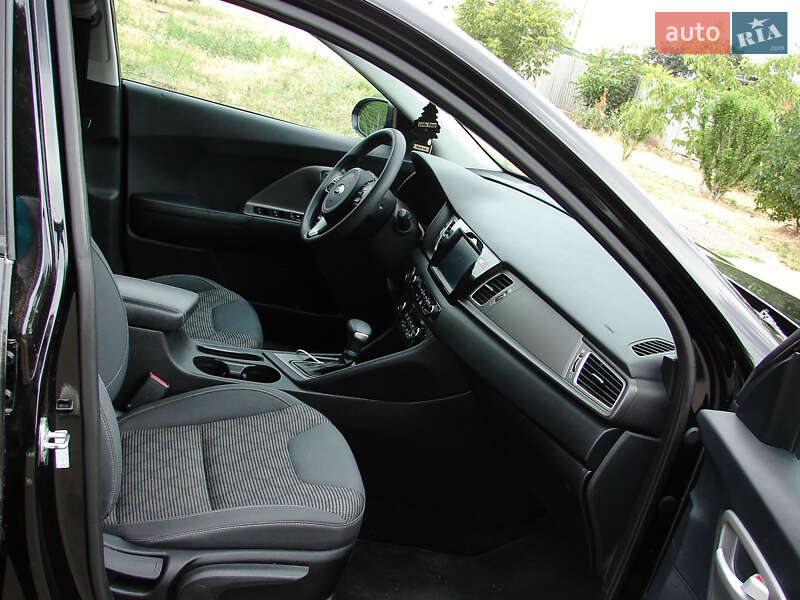 Внедорожник / Кроссовер Kia Niro 2017 в Одессе