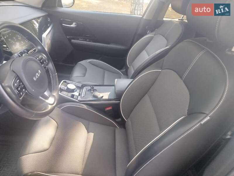 Позашляховик / Кросовер Kia Niro 2021 в Шполі