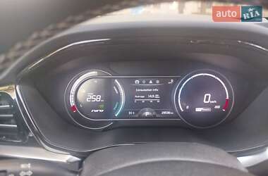 Позашляховик / Кросовер Kia Niro 2021 в Шполі