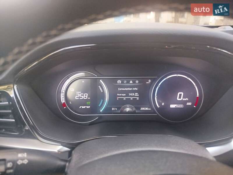 Позашляховик / Кросовер Kia Niro 2021 в Шполі