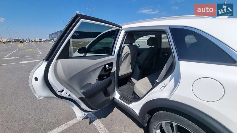 Внедорожник / Кроссовер Kia Niro 2021 в Львове
