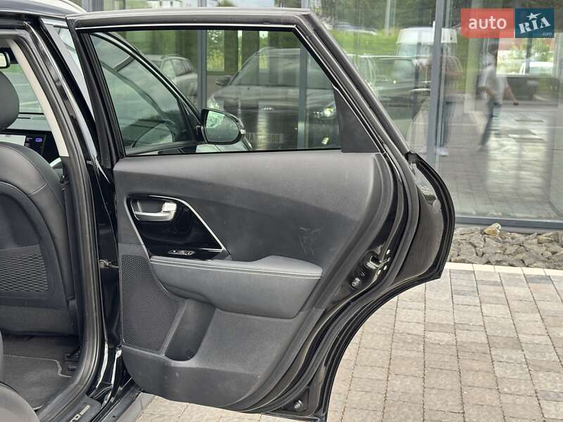 Внедорожник / Кроссовер Kia Niro 2020 в Львове фото 27 Внедорожник / Кроссовер Kia Niro 2020 в Львове
