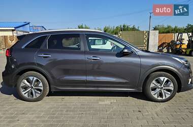 Внедорожник / Кроссовер Kia Niro 2020 в 