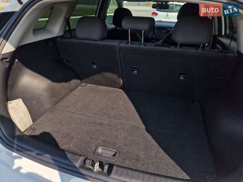 Позашляховик / Кросовер Kia Niro 2018 в Львові