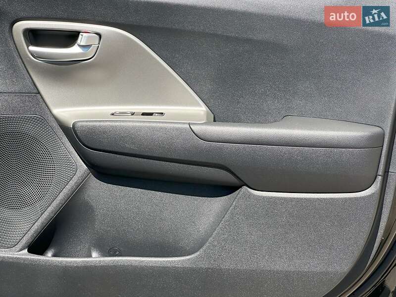 Внедорожник / Кроссовер Kia Niro 2018 в Одессе