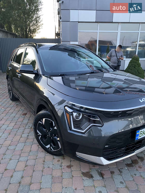 Внедорожник / Кроссовер Kia Niro 2022 в Сарнах