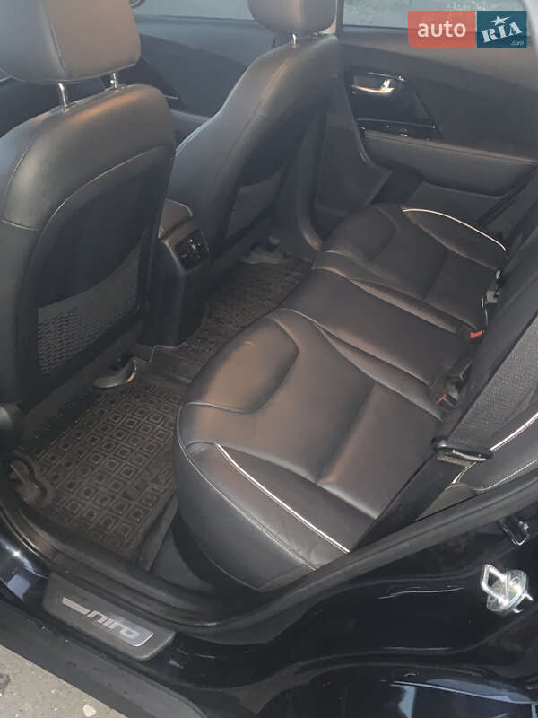 Внедорожник / Кроссовер Kia Niro 2019 в Тернополе