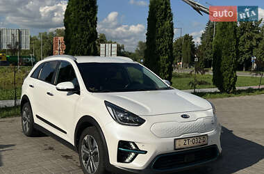 Внедорожник / Кроссовер Kia Niro 2019 в Дубно
