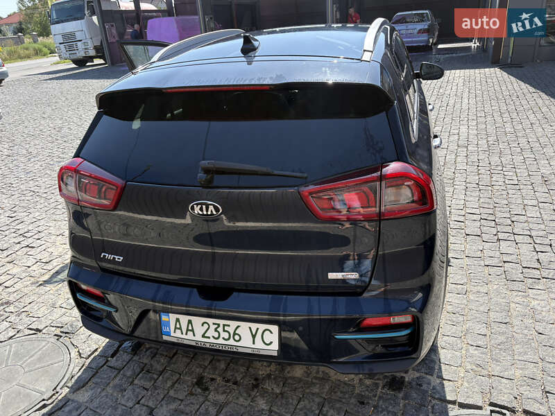 Внедорожник / Кроссовер Kia Niro 2019 в Киеве фото 7 Внедорожник / Кроссовер Kia Niro 2019 в Киеве