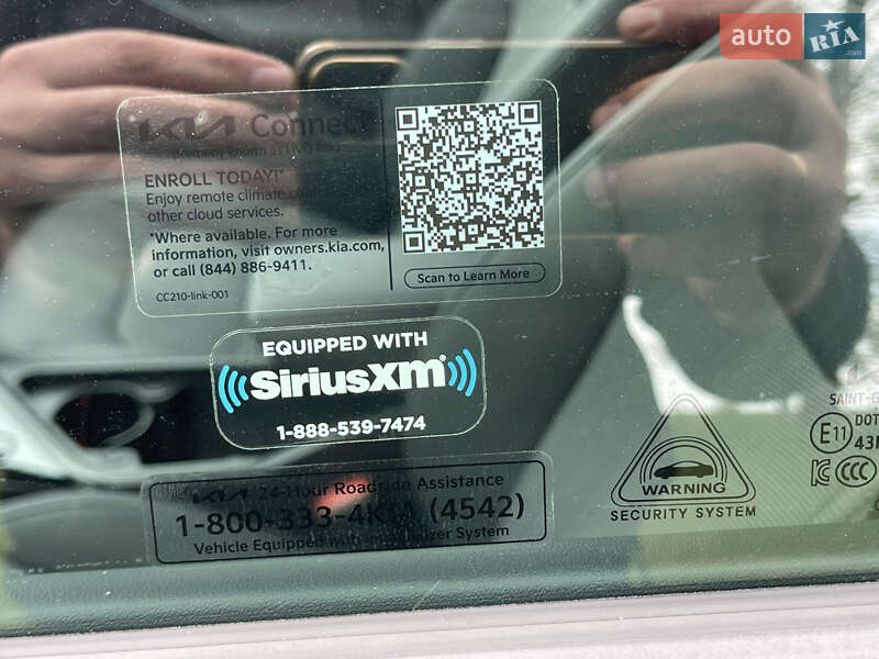 Позашляховик / Кросовер Kia Niro 2023 в Переяславі