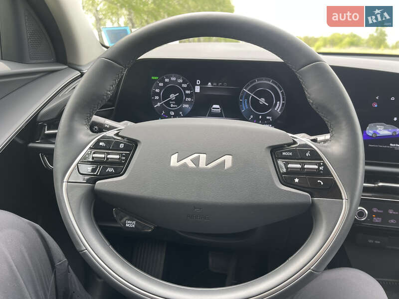 Позашляховик / Кросовер Kia Niro 2023 в Переяславі