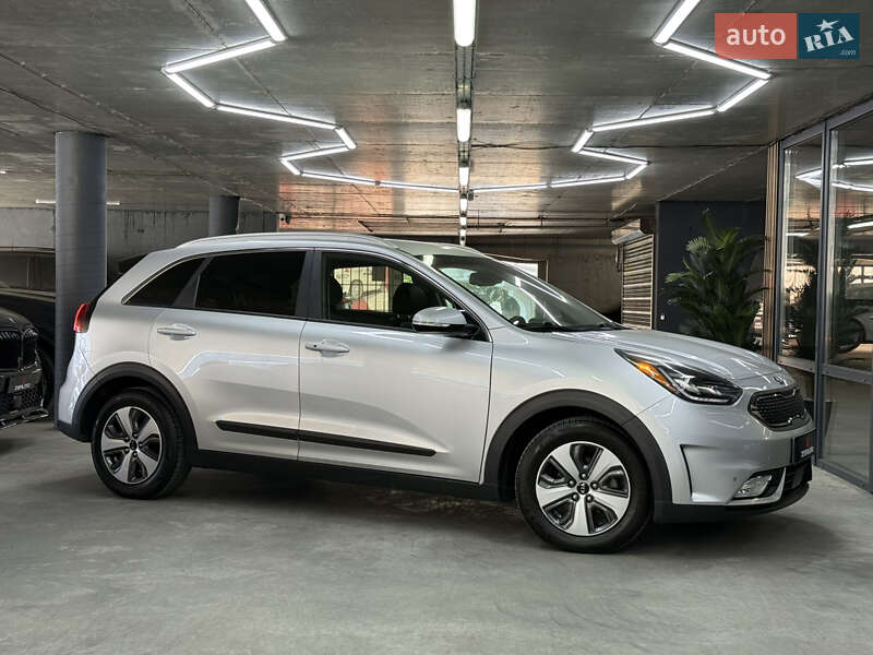 Позашляховик / Кросовер Kia Niro 2017 в Одесі фото 2 Позашляховик / Кросовер Kia Niro 2017 в Одесі