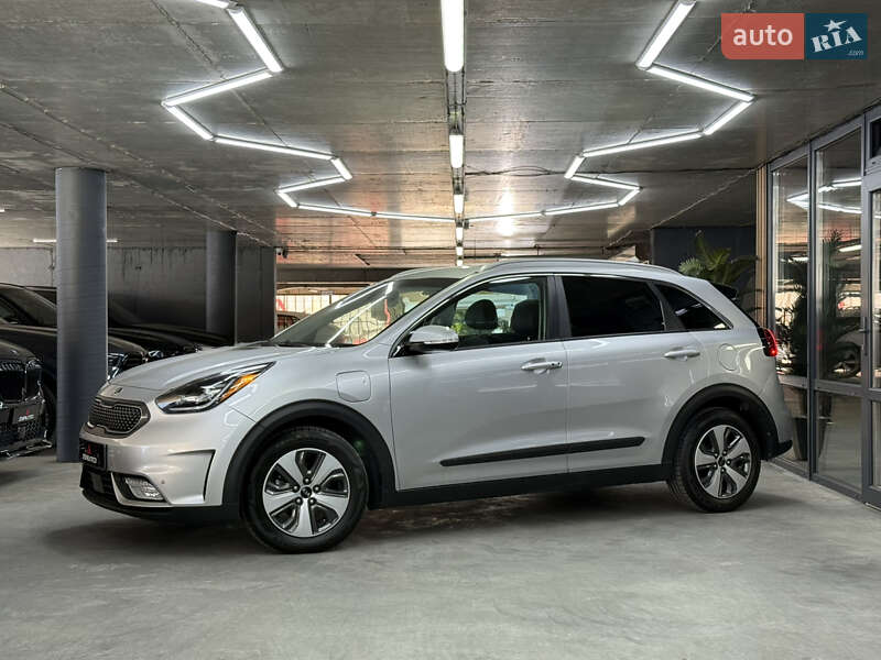 Позашляховик / Кросовер Kia Niro 2017 в Одесі фото 7 Позашляховик / Кросовер Kia Niro 2017 в Одесі