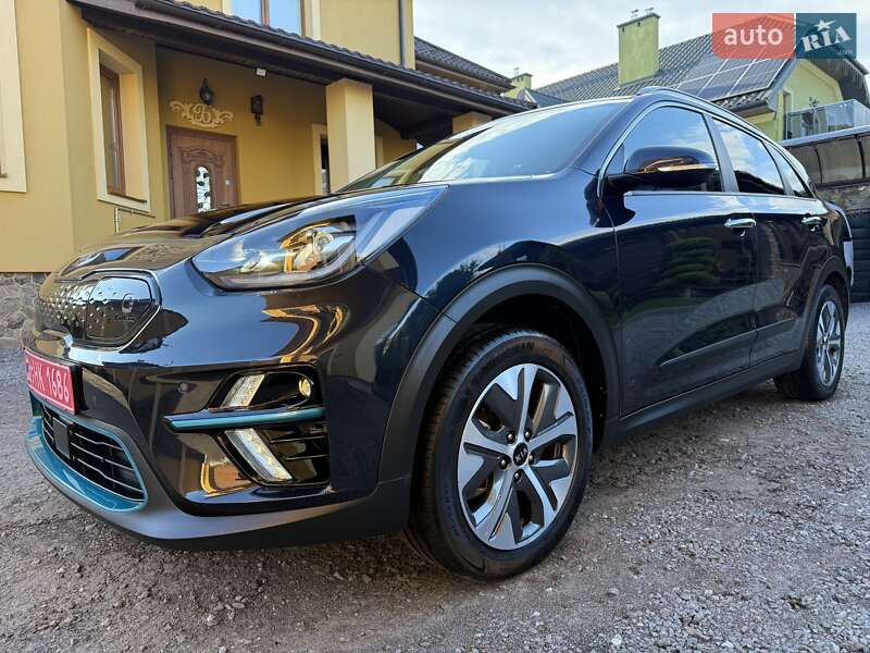 Позашляховик / Кросовер Kia Niro 2020 в Львові
