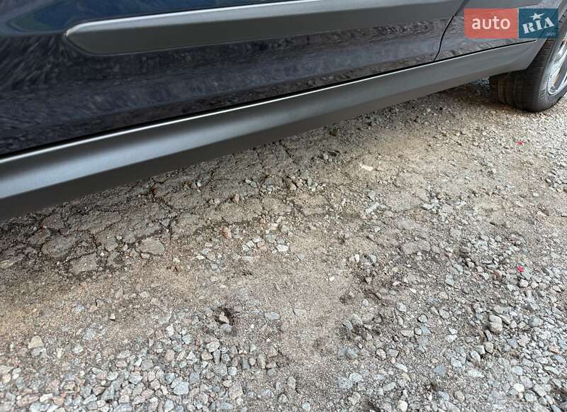 Позашляховик / Кросовер Kia Niro 2020 в Львові