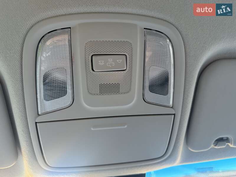 Позашляховик / Кросовер Kia Niro 2020 в Львові