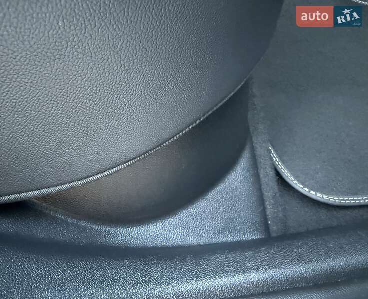 Позашляховик / Кросовер Kia Niro 2020 в Львові