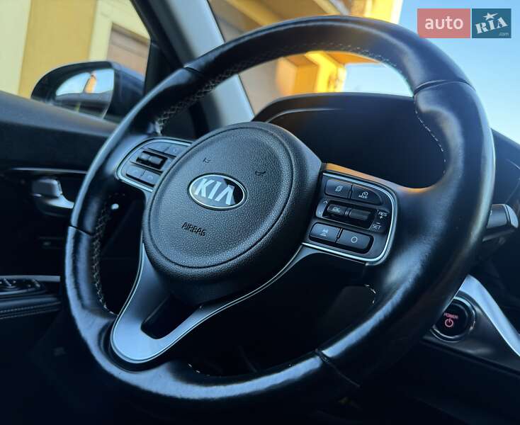 Позашляховик / Кросовер Kia Niro 2020 в Львові