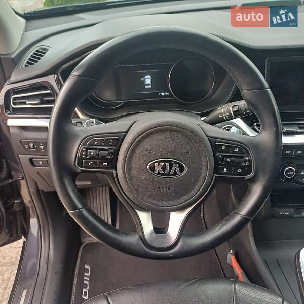 Внедорожник / Кроссовер Kia Niro 2020 в Дубно