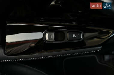 Внедорожник / Кроссовер Kia Niro 2020 в 