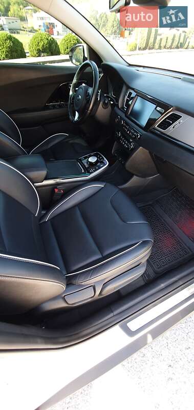 Внедорожник / Кроссовер Kia Niro 2019 в Днепре