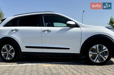 Внедорожник / Кроссовер Kia Niro 2020 в 