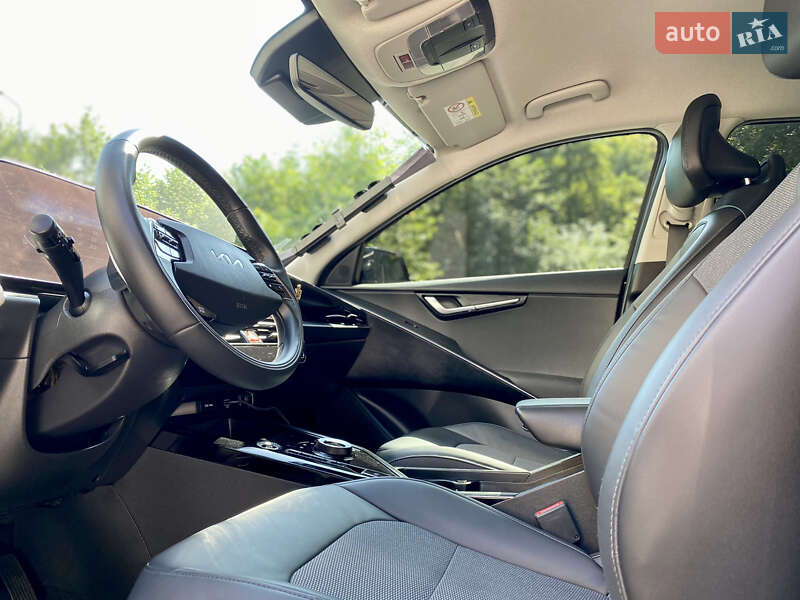 Внедорожник / Кроссовер Kia Niro 2023 в Львове