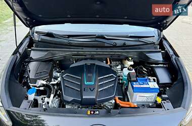 Внедорожник / Кроссовер Kia Niro 2020 в 