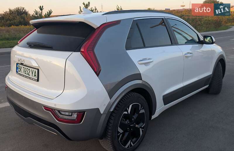 Внедорожник / Кроссовер Kia Niro 2023 в Ровно
