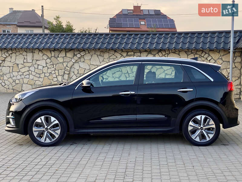 Позашляховик / Кросовер Kia Niro 2021 в Львові
