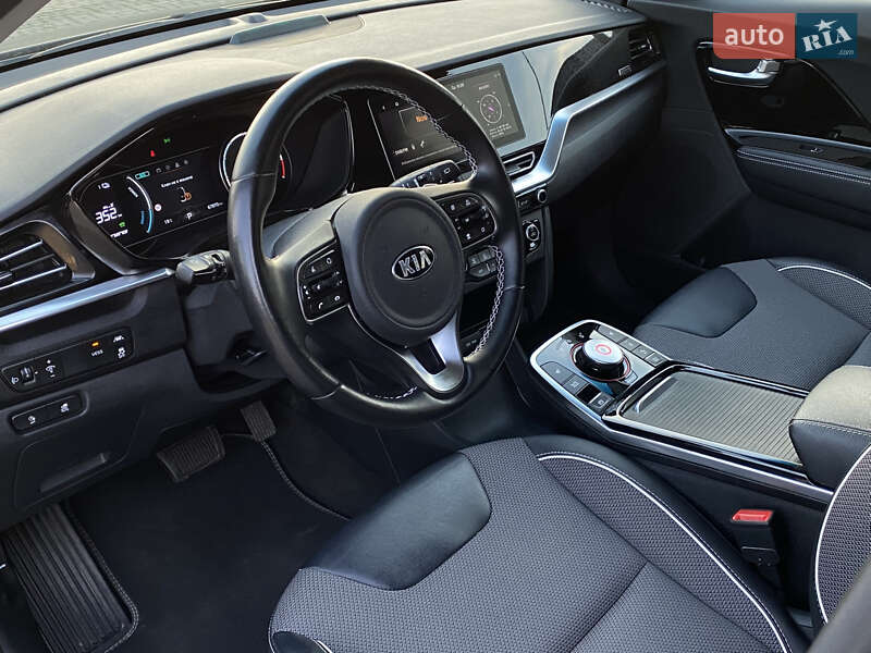 Позашляховик / Кросовер Kia Niro 2021 в Львові