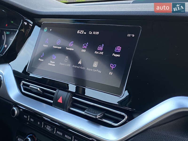 Позашляховик / Кросовер Kia Niro 2021 в Львові