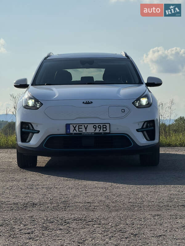Внедорожник / Кроссовер Kia Niro 2021 в Дрогобыче