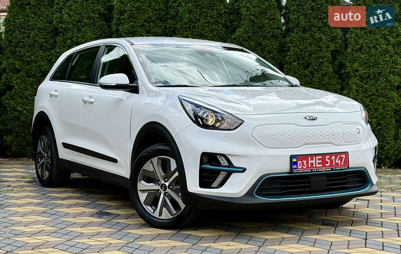Позашляховик / Кросовер Kia Niro 2021 в 