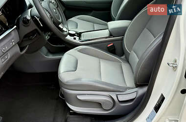 Позашляховик / Кросовер Kia Niro 2021 в 