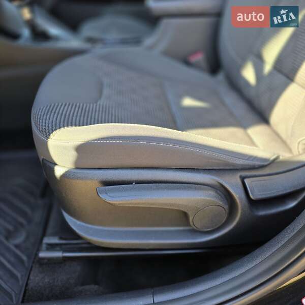 Внедорожник / Кроссовер Kia Niro 2018 в Одессе