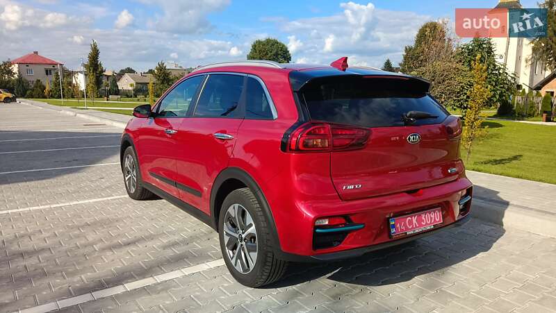 Позашляховик / Кросовер Kia Niro 2020 в Львові
