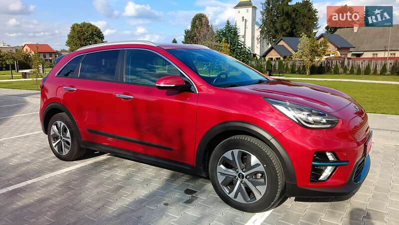 Позашляховик / Кросовер Kia Niro 2020 в Львові