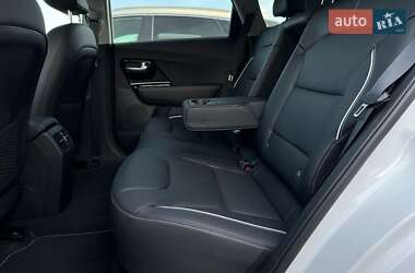 Внедорожник / Кроссовер Kia Niro 2020 в 