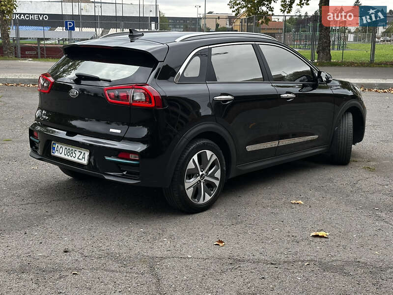 Внедорожник / Кроссовер Kia Niro 2018 в Мукачево
