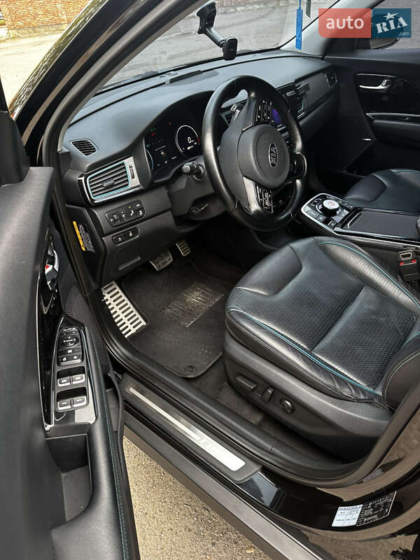 Внедорожник / Кроссовер Kia Niro 2018 в Мукачево