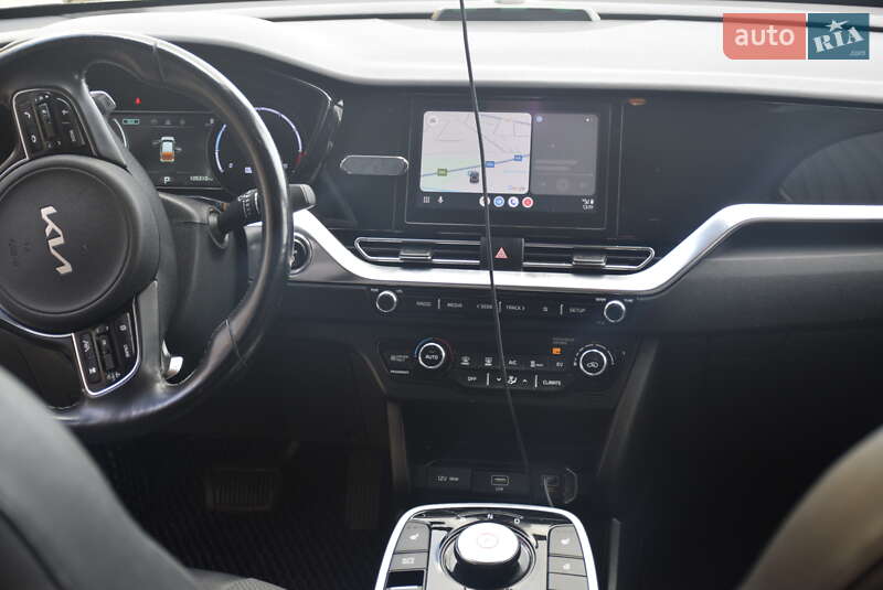 Внедорожник / Кроссовер Kia Niro 2022 в Ровно