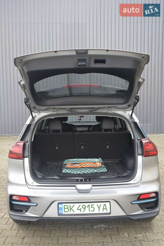 Внедорожник / Кроссовер Kia Niro 2022 в Ровно